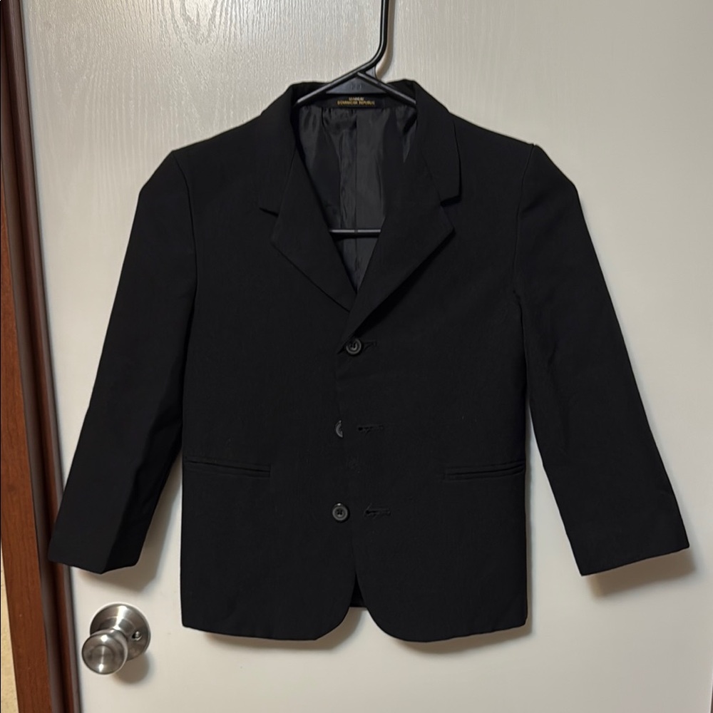 Amherst Collection Classic Black Boy’s Blazer Size 6 Regular